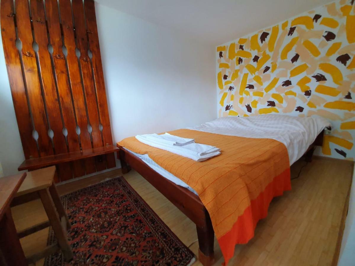Vila Margareta Curtea de Argeş Esterno foto
